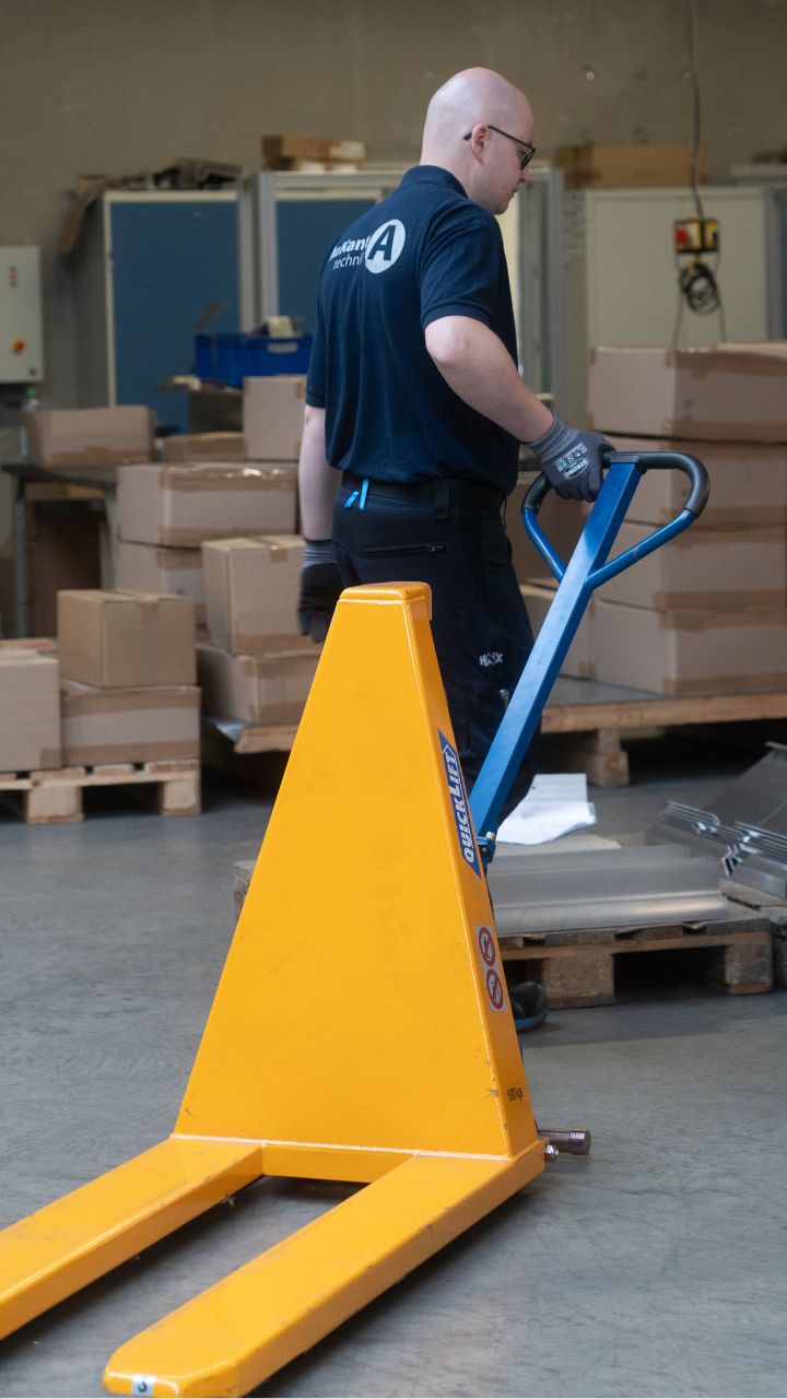 Impressionen aus dem Alltag bei Firma ALU-Kanttechnik GmbH